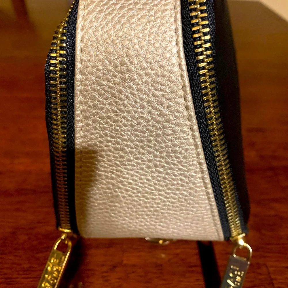Brand new authentic cosmetic Versace case with 2 zipper compartments with handle